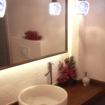 Dardanos Hotel 2*