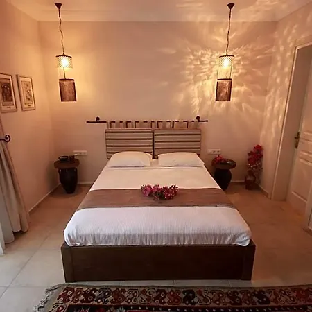 Hotel Dardanos 2*