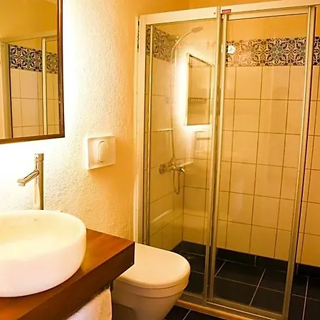Dardanos Hotel