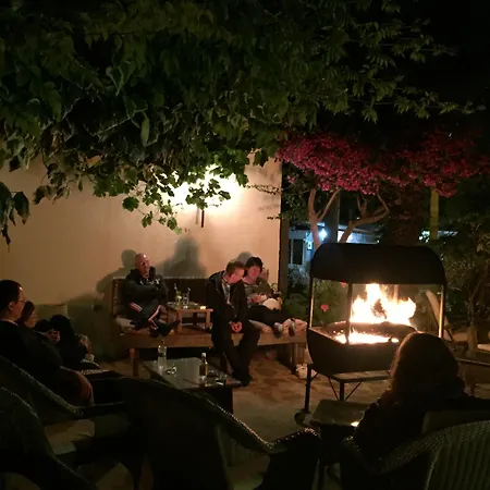 达达诺斯酒店 2* Gelemiş